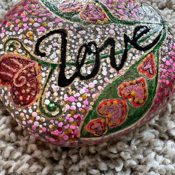 Mandala Painted Stone Handmade painted rock Art Collection Red and Black love - Picture 3 of 5
